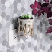 Load image into Gallery viewer, Leaf & Ivory Flip Dish Pluggable Fragrance Warmer