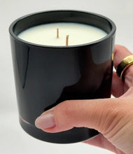 Load image into Gallery viewer, Cobbler &amp; Caramel ~ New Mill POND Exclusive Blend
